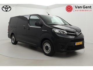 Toyota Proace Live Standard Range Long 50 kWh | Navigatie | Apple Carplay / Android Auto | Lat om lat | 3-zits | Cruise Control | Airco | Camera | Betonplex