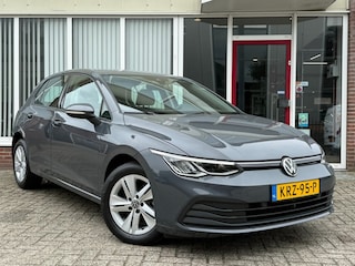 Volkswagen Golf 1.5 TSI Life Business 131 PK I Rijklaar I Navigatie I DAB I Stoelverwarming
