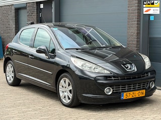 Peugeot 207 1.6 VTi XS Pack OLIE VERBRUIK!!! 5DEURS AIRCO APK NAP