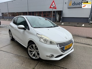 Peugeot 208 1.6 VTi Allure GLAS DAK CLIMA APK Half LEER