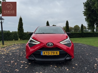 Toyota Aygo 1.0 VVT-i | CARPLAY - | Groot scherm | Airco | 5 drs