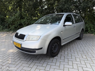 Skoda Fabia Combi 1.4-16V Comfort AIRCO CRUISE TREKHAAK NAP
