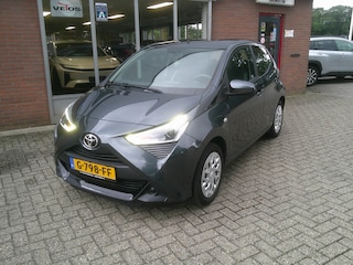 Toyota Aygo 1.0 VVT-i x-play X-Shift Automaat