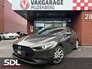 Mazda 3 2.0 e-SkyActiv-G M Hybrid 122 Luxury // FULL LED // NAVI + CARPLAY // 360 CAMERA // MEMORY SEAT // BOSE AUDIO // ADAPTIVE CRUISE // LEDER // HUD