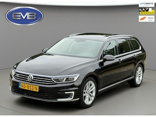 Volkswagen Passat Variant 1.4 TSI GTE Connected Series Plus, panoramadak, trekhaak, achteruitrijcamera, digitaal cockpit, NL auto