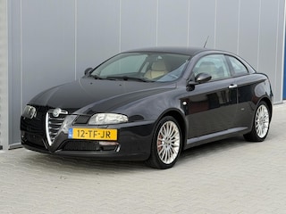 Alfa Romeo GT 2.0 JTS Distinctive
