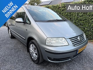 Volkswagen Sharan 1.8 Turbo Comfortline | Autom. Airco | Cruise Control | 7 Stoelen | Elekt. Ramen | Trekhaak | PDC | Privacy Glass | Nieuwe APK!