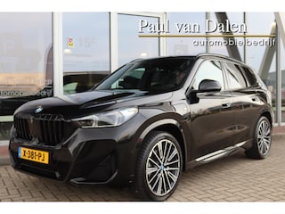 BMW X1 (u11) XDRIVE30e 326PK M-SPORT SHADOW LINE Head-Up | Memory | 360 Camera | Stoelverw. | Driving Assistant Plus | 20 inch Lm | Sfeerverl.| Live Cockpit |