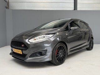 Ford Fiesta 1.0 EcoBoost ST Line Sportuitlaat|