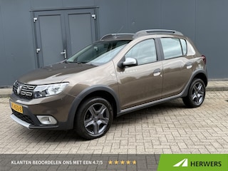 Dacia Sandero 0.9 TCe SL Stepway / Automaat / Navigatie / Camera / Airco / Cruise Control / NAP / DAB / Weinig Kilometers!