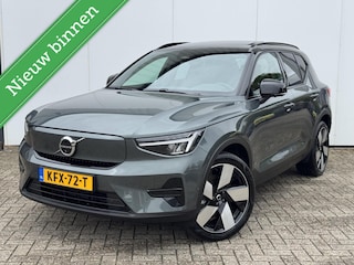 Volvo EX40 Extended Range Plus in de kleur Forest Lake