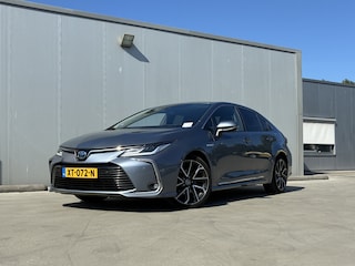 Toyota Corolla 1.8 Hybrid Executive Automaat | Trekhaak |