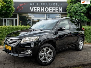 Toyota RAV4 2.0 VVTi Dynamic | AUTOMAAT | TREKHAAK | CRUISE / CLIMATE | DEALER ONDERHOUDEN | MULTI STUUR | SPRAAKBEDIENING |