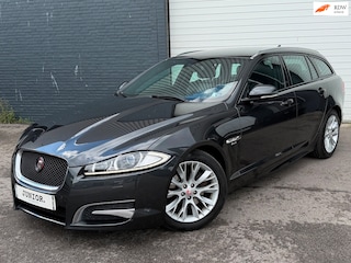 Jaguar XF Sportbrake 2.2D R-DESIGN/MEMORY/STUUR-STOELVERWARMING/ALCANATARAHEMEL