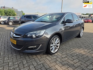 Opel Astra 1.4 Turbo Cosmo/TREKHAK/VAVIGATIE