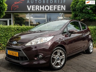 Ford Fiesta 1.6 Sport | ST-LINE | LEDEREN BEKLEDING | CLIMATE CONTROL | XENON | MULTI STUUR | AUX | PARKEERSENSOREN