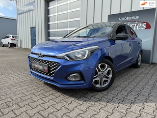 Hyundai i20 1.0 T-GDI Premium / Airco / Navi / Trekhaak / Stuurverw. / Stoelverw. / Cruise Control /