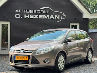 Ford Focus Wagon 1.6 150pk Titanium Cruise & Climate Control Navigatie PDC V+A Trekhaak