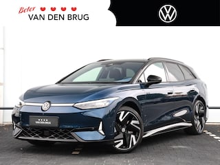 Volkswagen ID.7 Tourer GTX Limited Edition 86 kWh 340pk | Warmtepomp | Harman Kardon | Memorystoelen | Trekhaak | Elektrische achterklep | LED Matrix | 360 Camera | Stoel- & Stuurverwarming |