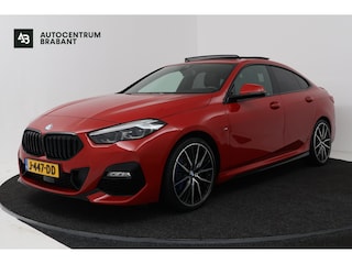 BMW 218i Executive Edition (PANORAMADAK, SFEERVERLICHTING, NAVIGATIE, CRUISE CONTROL, DEALER O