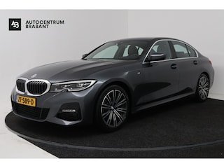 BMW 320i High Executive Edition (STOELVERWARMING, CAMERA, PDC, SFEERVERLICHTING, TREKHAAK AFNE