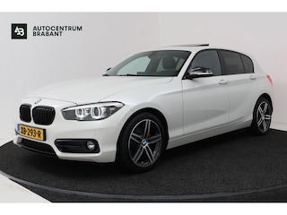 BMW 118i High Executive Sport-Line (SCHUIF/KANTELDAK, GROOT-NAVIGATIE, STOELVERWARMING, SPORTS