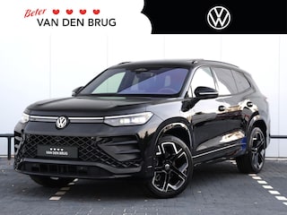 Volkswagen Tayron 1.5 eHybrid R-Line Edition 204pk DSG | Black Style | Lederen bekleding | DCC | Trekhaak | Panoramadak | 360 Camera | Head-up Display | Harman Kardon |