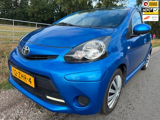 Toyota Aygo 1.0 VVT-i Aspiration top onderhouden met airco