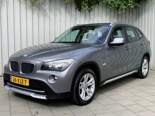 BMW X1 SDrive20i Business|Navigatie|Climate Control|