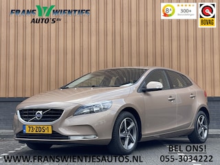 Volvo V40 1.6 T3 | Origineel Nederlands | NAP | Cruise Control | Achteruitrijcamera | Bluetooth | Parkeersensoren Achter | Airconditioning | Navigatie