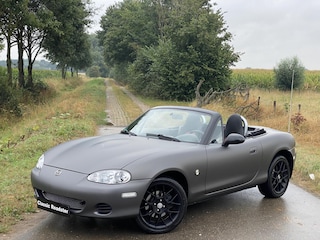 Mazda MX-5 NBFL 1.6i 110PK UNPLUGGED, MATZWART, 1STE EIGENAAR