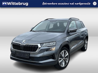 Skoda Karoq 1.5 TSI ACT Style / Pano / Trekhaak / Virtual Cockpit / Carplay / Verwarmbare stoelen vóór
