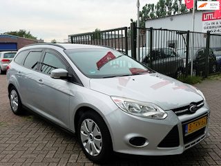 Ford Focus Wagon 1.6 TI-VCT Trend Trekhaak parkeer sensor airco elektrische ramen cv op afs