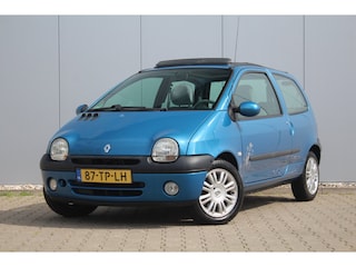Renault Twingo 1.2 Paris | Airco | Trekhaak | Schuif / Kanteldak | APK | NAP |