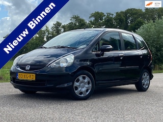 Honda Jazz 1.4 LS 5DRS AIRCO 83PK Nieuwe APK Goed Onderhouden
