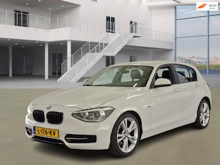 BMW 116i Business+ AIRCO CRUISE NAVI PDC TREKHAAK