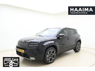 Jeep Avenger Summit 54 kWh | Navigatie | DEMO | 8 jaar speciale garantie | Electrische achterklep | Camera | Stoel- en stuurverwarming | Climate control