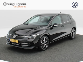Volkswagen Golf 1.5 eHybrid 204 Pk Automaat Style Edition | Stoel/ Stuur Verwarming | Camera | Trekhaak | Full LED | Navigatie | Carplay | 18 Inch | 27.493 Km !!