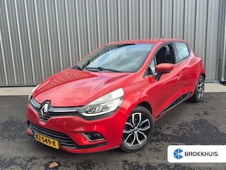 Renault Clio 1.2 TCe Intens | Climate control | Cruise control | DAB | Navi | Keyless entry/start | 16"LMV