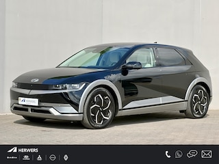 Hyundai Ioniq 5 Lounge 77.4 kWh / Relax Pakket / SOH 99% / Dealer Onderhouden / Fabrieksgarantie tot 11-04-2029 / CCS Snel Laden / Lederen Bekleding / Stoelventilatie / Elektr. Voorstoelen / Elektrische Achterklep / Stuur-, Stoel- & Achterbankverwarming / Achteruitrijamera / Navi / Apple Carplay & Android Auto / 19" LM wielen /