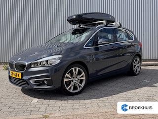 BMW 2-serie Tourer 225i Luxury | Automaat | Trekhaak | Orginele Dakkoffer | Lederen Bekleding | Panoramadak | Navigatie |