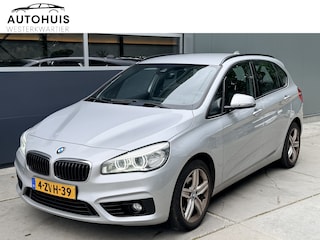 BMW 2-serie Tourer 218i 136pk H6 High Executive Sport-line Leder Navigatie Camera Stoelverwarming