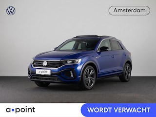 Volkswagen T-Roc 1.5 TSI R-Line 150 pk Automaat (DSG) | Verlengde garantie | Navigatie | Panoramadak | Trekhaak (afneembaar) | Parkeersensoren (Park assist) | Achteruitrijcamera | Black Style pakket | R-Line |