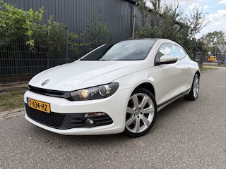 Volkswagen Scirocco 1.4 TSI Highline / AUTOMAAT / PANORAMADAK / CRUISE / 152dkm!