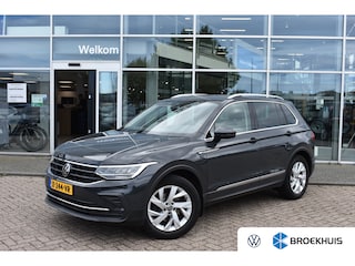 Volkswagen Tiguan 1.5 TSI 150PK DSG-7 Life | TREKHAAK | ADAPT. CRUISE | STUUR + STOELVERW. | APP CONNECT | CAMERA | 18 INCH
