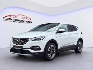 Opel Grandland X 1.6 Turbo Ultimate /Apple Carplay & Android/Panodak/Dode-hoek sens./Keyless/Stoel & Stuurverw./Trekhaak/Climate & Cruise Control/18" LMV/(MET GARANTIE*)