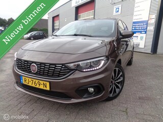 Fiat Tipo 1.4 T-Jet 16v Business Lusso/Ecc/Airco/Lm velgen/PDC/Navi/LEER