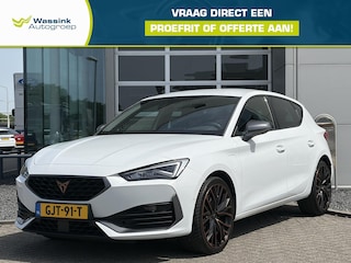 Cupra Leon 1.4 e-Hybrid VZ Copper Edition I Lane Keeping Assistance I Achteruitrijcamera I Navigatie I