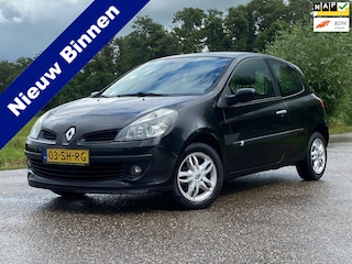 Renault Clio 1.6-16V Dynamique Luxe Airco 2e Eigenaar 15" Velgen Nieuwe APK Elektrisch pakket Cruise Control