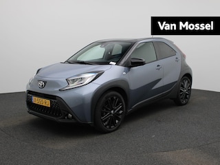 Toyota Aygo 1.0 VVT-i MT Premium | JBL Audio | Camera | Stoelverwarming | Lichtmetalen Velgen 18'' | Privacy Glass |